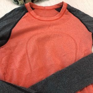 Grey / pink lululemon long sleeve